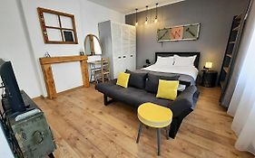 Pif Apartments Sadoveanu